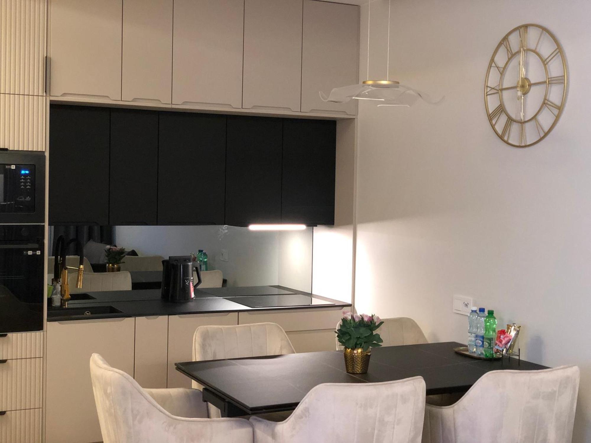 Komfortowe Apartamenty Kielce Klonowa ,Ogrodek, Garaz Podziemny, Samodzielne Wejscie Na Kod 24H Dış mekan fotoğraf
