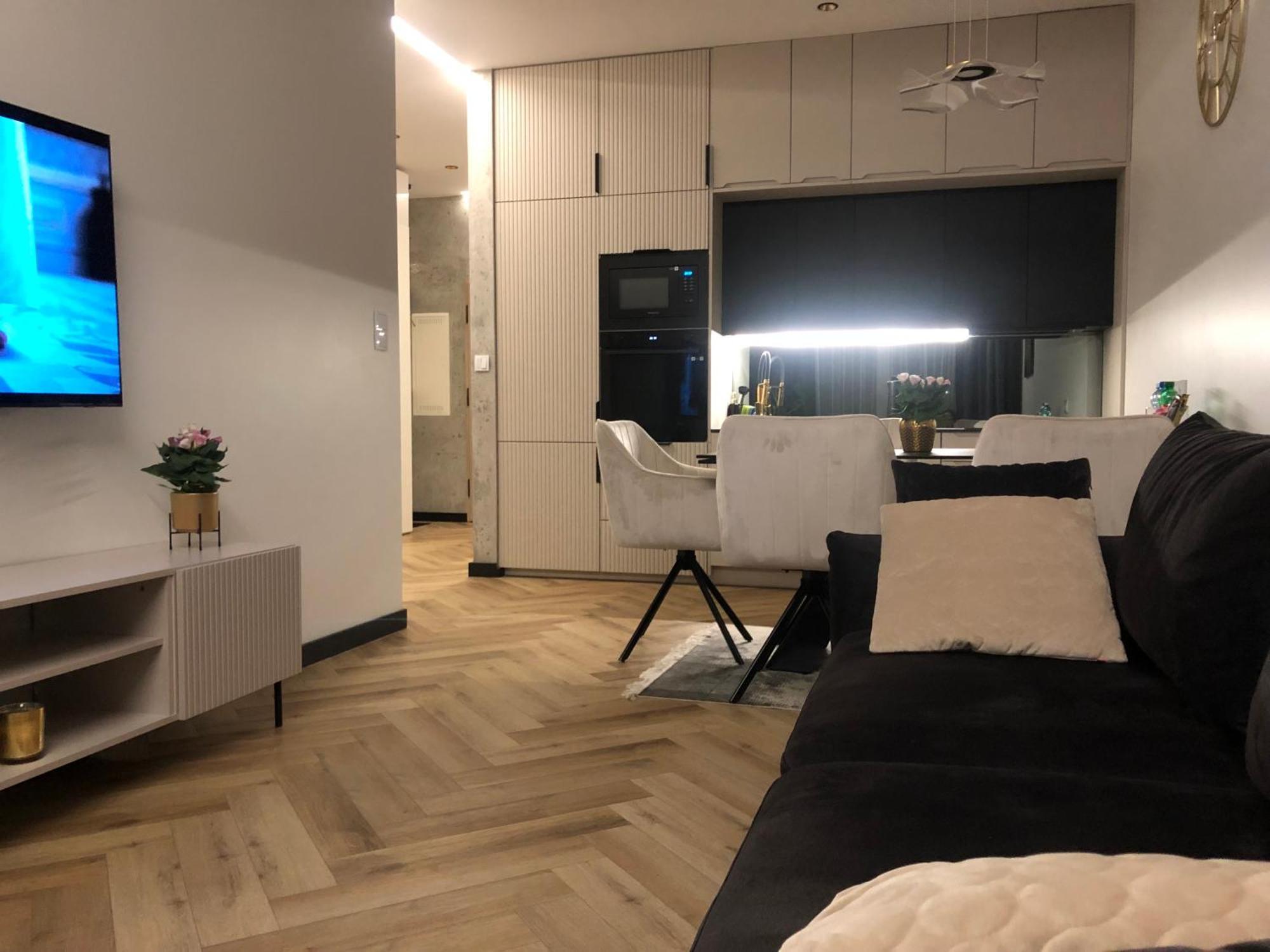 Komfortowe Apartamenty Kielce Klonowa ,Ogrodek, Garaz Podziemny, Samodzielne Wejscie Na Kod 24H Dış mekan fotoğraf