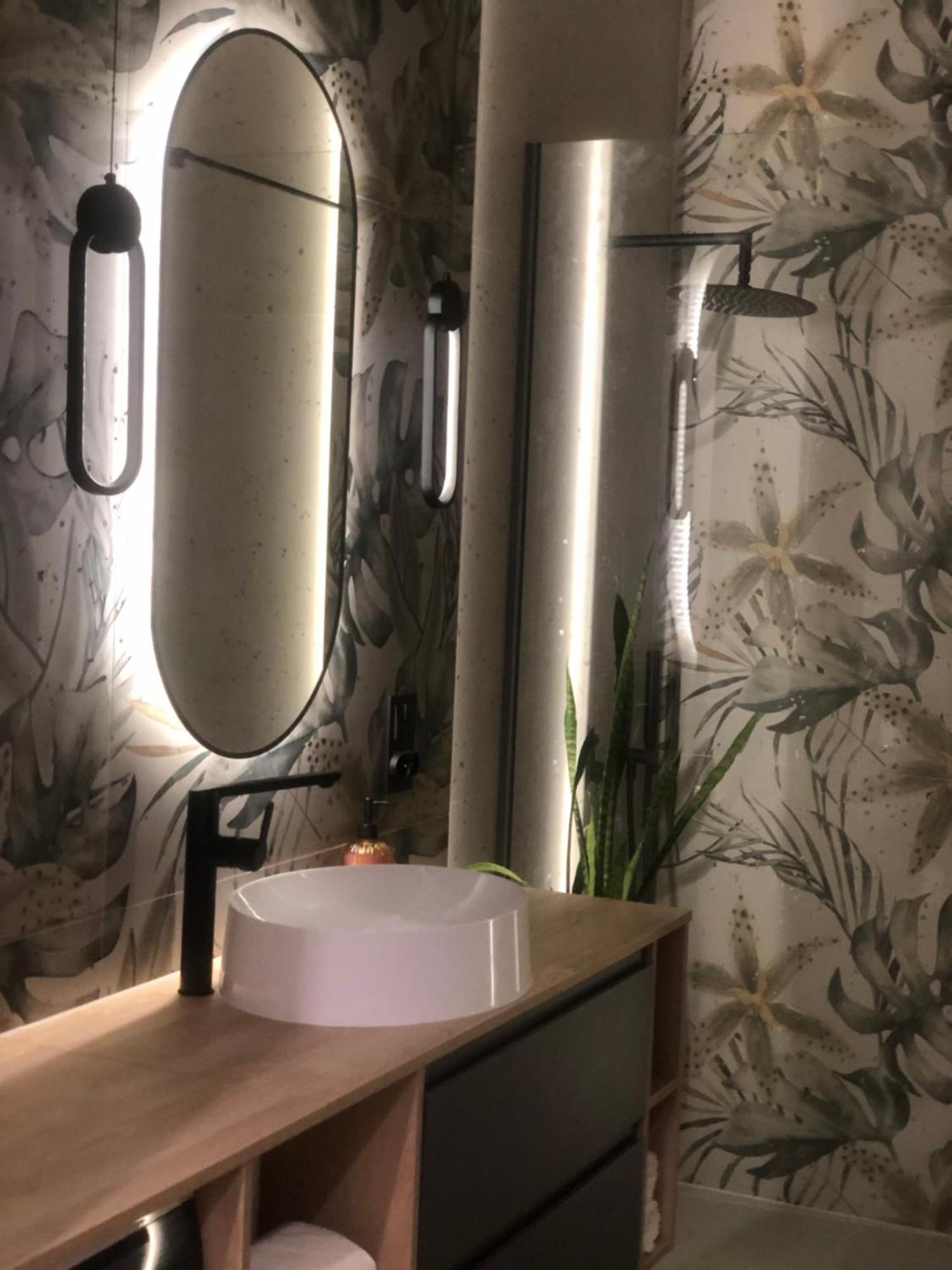 Komfortowe Apartamenty Kielce Klonowa ,Ogrodek, Garaz Podziemny, Samodzielne Wejscie Na Kod 24H Dış mekan fotoğraf