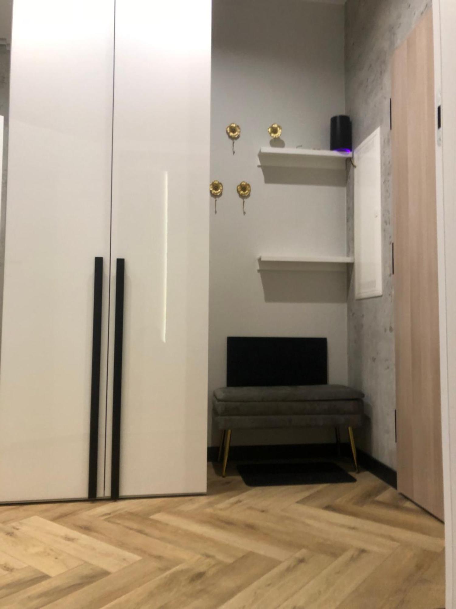 Komfortowe Apartamenty Kielce Klonowa ,Ogrodek, Garaz Podziemny, Samodzielne Wejscie Na Kod 24H Dış mekan fotoğraf