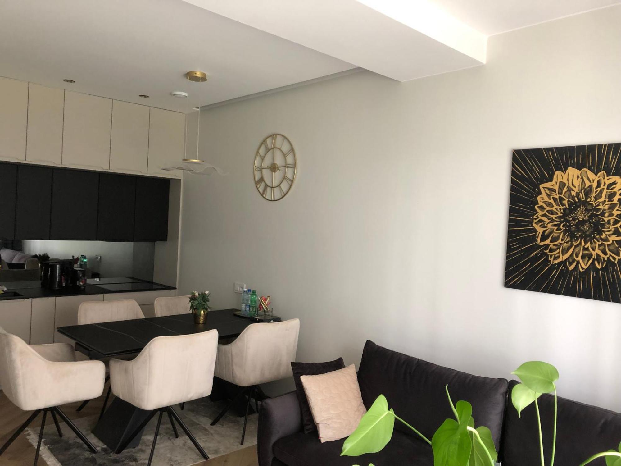 Komfortowe Apartamenty Kielce Klonowa ,Ogrodek, Garaz Podziemny, Samodzielne Wejscie Na Kod 24H Dış mekan fotoğraf